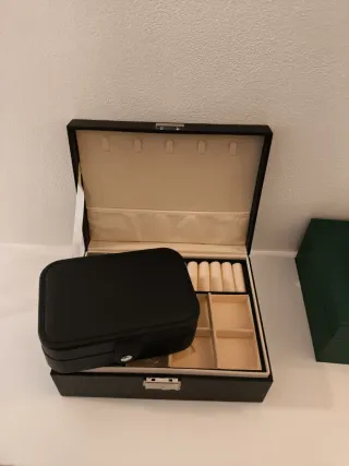 Set Portagioie Nero e Beige