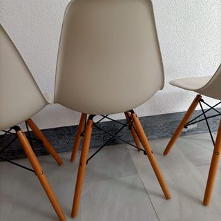 3 Sedie Nordiche Beige, Giallo, Blu e Verde