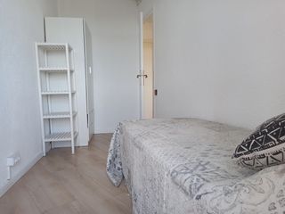 por semana/s Alquiler a 3" playa con piscina y pkg