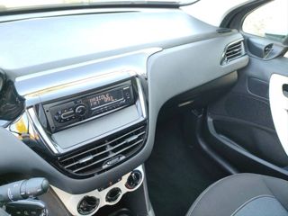 PEUGEOT 208 5P LIKE 1.2L PureTech 50KW 68CV