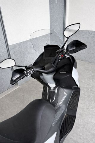 Zontes 125E Maxi Scooter (Julio 2025)