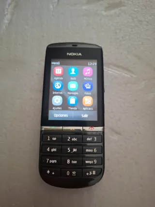 Nokia 300 Negro Cargador Incluido