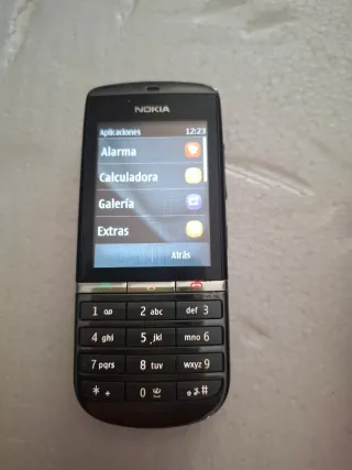 Nokia 300 Negro Cargador Incluido