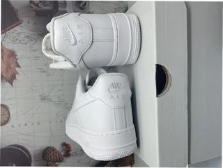 Nike Air Force 1 Low '07 Talla 37