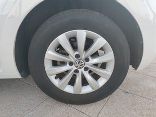 VOLKSWAGEN BEETLE 1.6 TDI 105 CV IMPECABLE