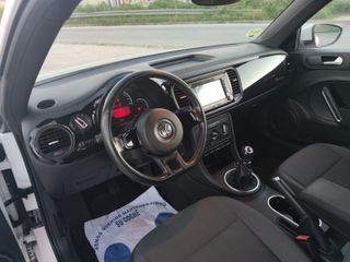 VOLKSWAGEN BEETLE 1.6 TDI 105 CV IMPECABLE