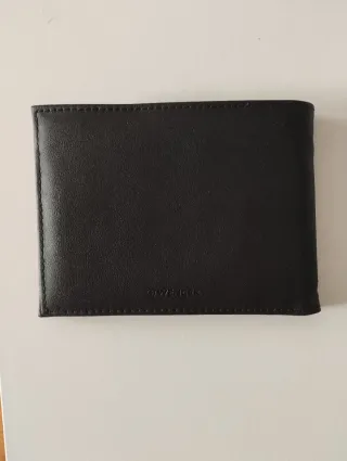 Cartera Swisswin Negra con Logo Cruz Suiza