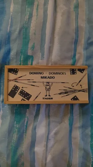 Juego de Dominó y Mikado