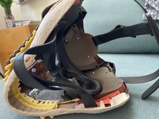 Máscara T-Rex Jurassic World