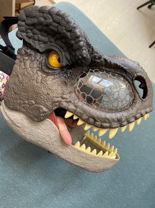 Máscara T-Rex Jurassic World