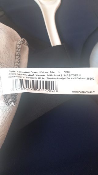 Vestitino estivo nero con fiori rosa