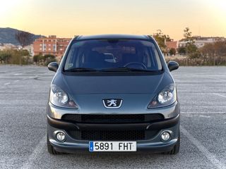 Peugeot 1007 2006