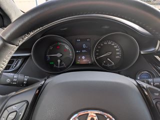 Toyota C-HR 2023 180H Advanced como nuevo