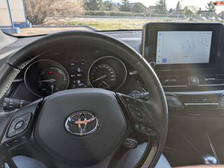 Toyota C-HR 2023 180H Advanced como nuevo