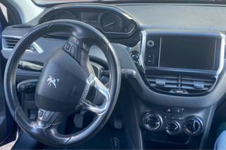 Peugeot 208 1.2 PureTech Style 5p