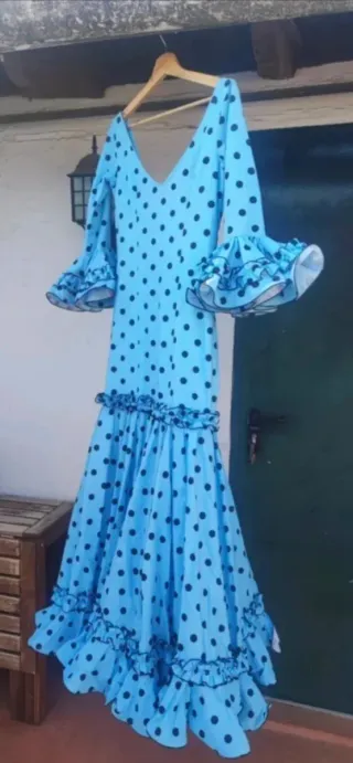 Traje de flamenca canastero azul y negro