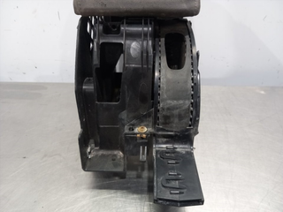 APOYABRAZOS CENTRAL VOLKSWAGEN GOLF V (1K1)(10.20