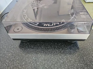 Akiyama DJ-1200 Tocadiscos Profesional