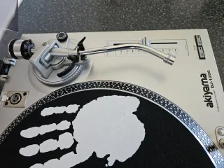 Akiyama DJ-1200 Tocadiscos Profesional