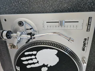 Akiyama DJ-1200 Tocadiscos Profesional
