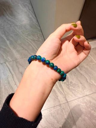 Pulsera de cuentas azul y verde