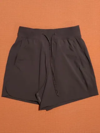 Pantaloncini Lululemon XXXS Marrone