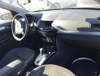 Salpicadero opel astra h ber. edition 480092