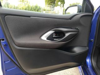 TOYOTA Yaris 1.5 120H Business Plus