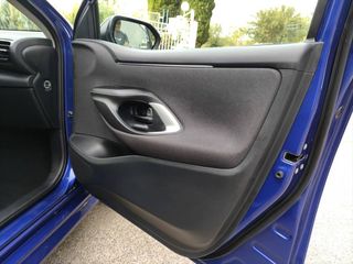 TOYOTA Yaris 1.5 120H Business Plus