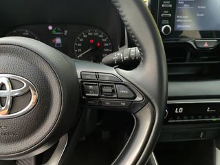 TOYOTA Yaris 1.5 120H Business Plus