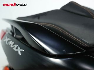 YAMAHA X-MAX 125