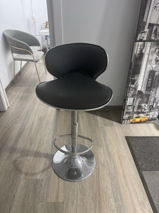 3 Puestos Manicura/Pedicura Altos