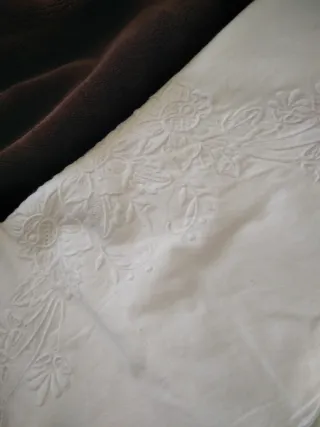 Juego sábanas bordadas y funda para camade 140,15o