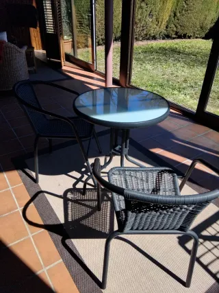 Mesa y 2 sillas balcón/terraza pequeña