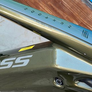 Bicicleta Eléctrica Kross Hexagon 4.0