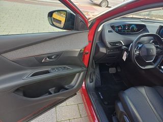 Peugeot 3008 Hybrid 225 e-EAT8 Allure Pack