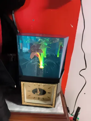 Reloj despertador con lámpara de fibra óptica