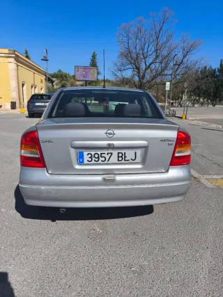 Opel Astra 2000