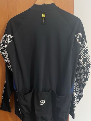 Chaqueta Assos Talla XL