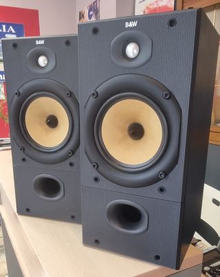Altavoces B&W Bowers Wilkins DM602 S2 Negros