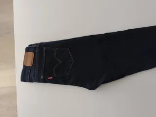Pantalón tejano Levi's azul