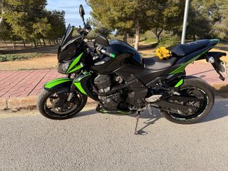 Kawasaki Z750 2008 Negra/Verde