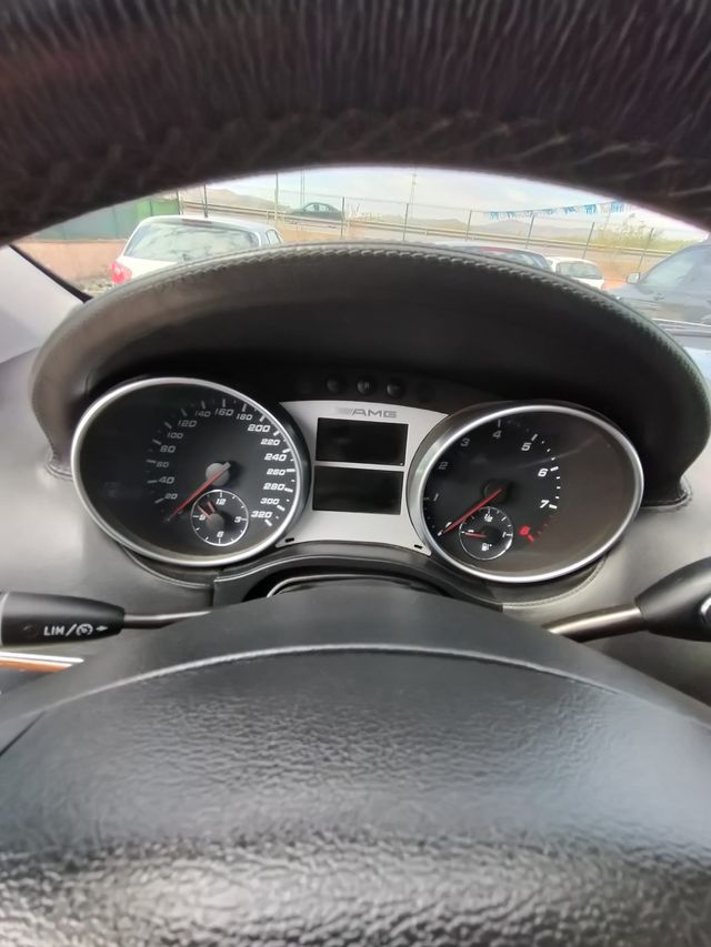 Mercedes-Benz ML 63 AMG 510CV