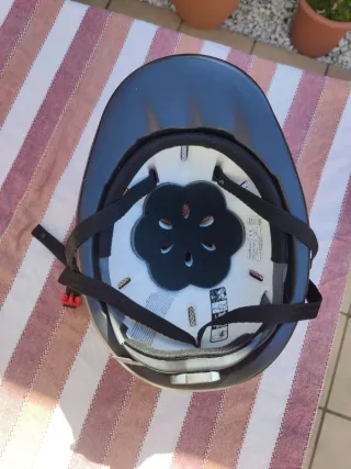 Casco de equitación negro