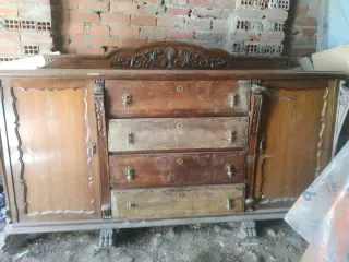 Aparador clásico roble tallado