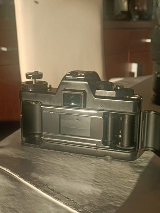 Praktica B100 Electronic + AF 1:4.5 f=55-200