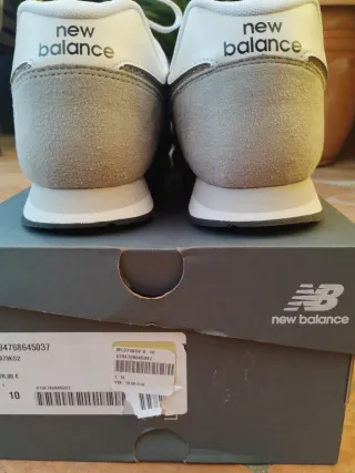 Zapatillas New Balance t.44 Gris y Blanco nuevas
