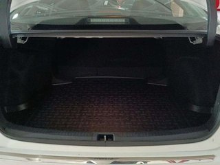 Toyota Corolla 1.5 VVTI Sol