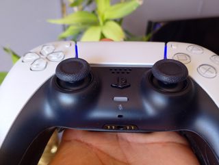 Mando PS5 SCUF+ joysticks magnéticos TMR