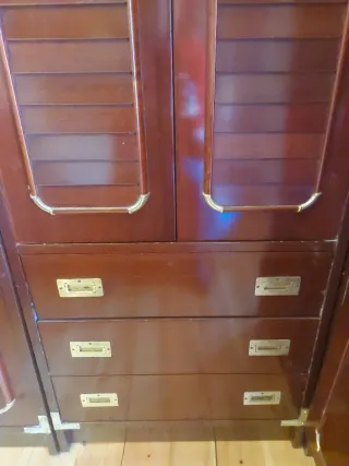 Armario marinero madera y metal